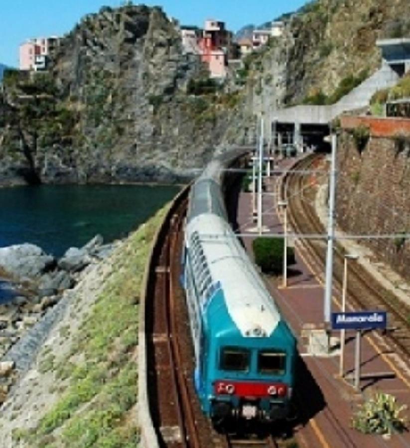 Scalinata Vernazza Little House La Spezia Exteriör bild